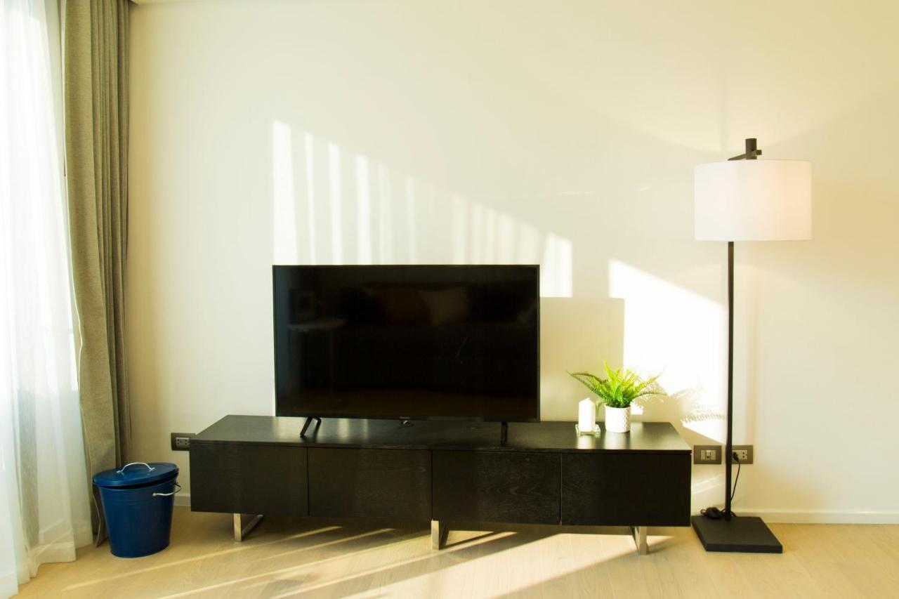 Sukhumvit 11#Luxury#Pool#Gym#Bts Nana&Mrt Sukhumvit#1Br#Max4Ppl Apartment Bangkok Ngoại thất bức ảnh