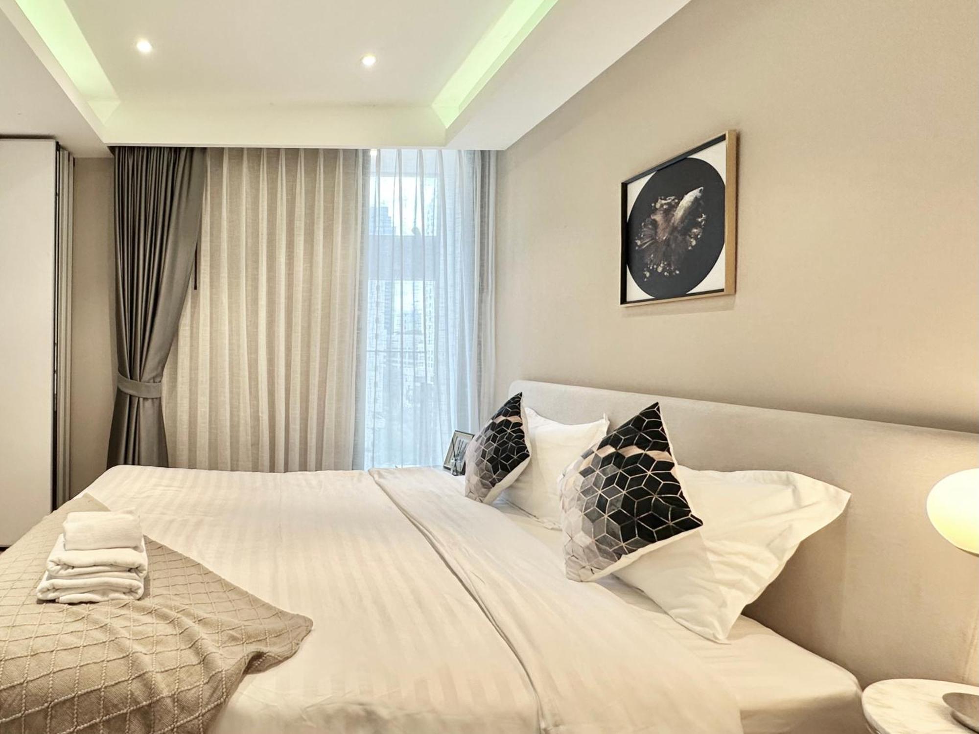 Sukhumvit 11#Luxury#Pool#Gym#Bts Nana&Mrt Sukhumvit#1Br#Max4Ppl Apartment Bangkok Ngoại thất bức ảnh