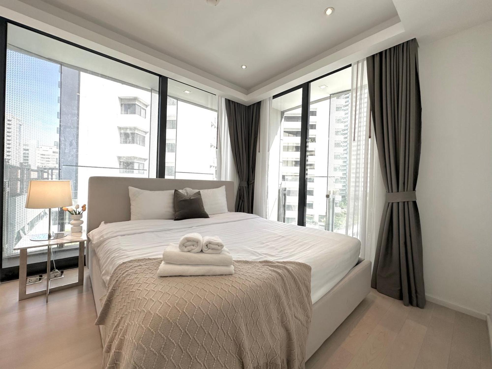 Sukhumvit 11#Luxury#Pool#Gym#Bts Nana&Mrt Sukhumvit#1Br#Max4Ppl Apartment Bangkok Ngoại thất bức ảnh
