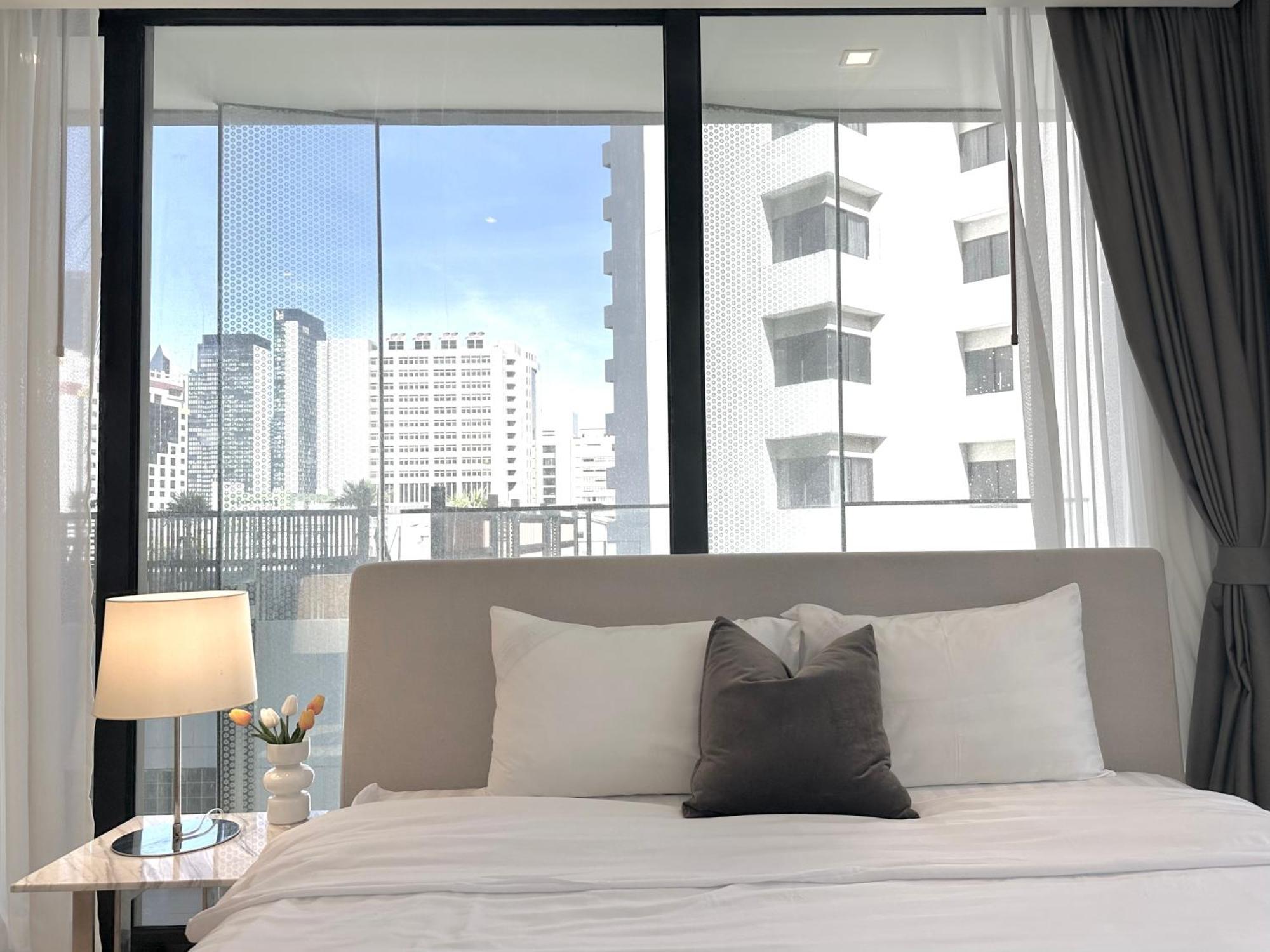 Sukhumvit 11#Luxury#Pool#Gym#Bts Nana&Mrt Sukhumvit#1Br#Max4Ppl Apartment Bangkok Ngoại thất bức ảnh